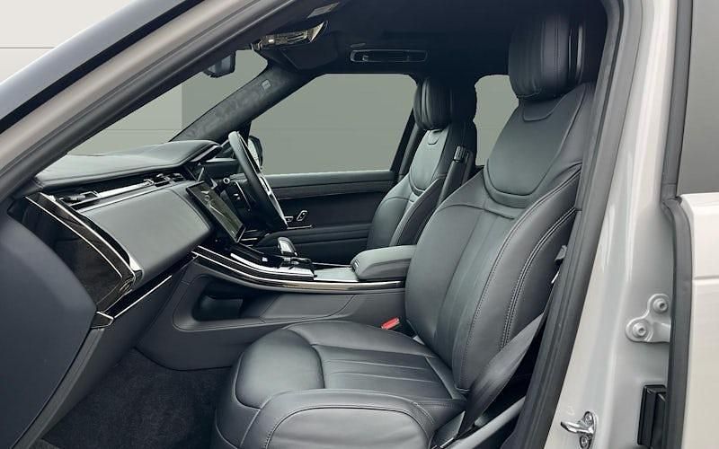 Used Land Rover Range Rover Sport Autobiography 300 HP (220 kW) 2025 Grey SUV