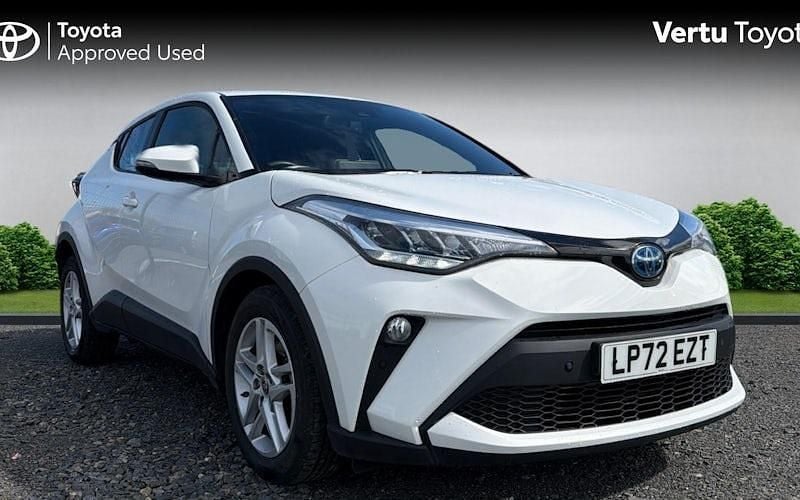 Used Toyota C-HR 122 HP (89 kW) 2023 White SUV