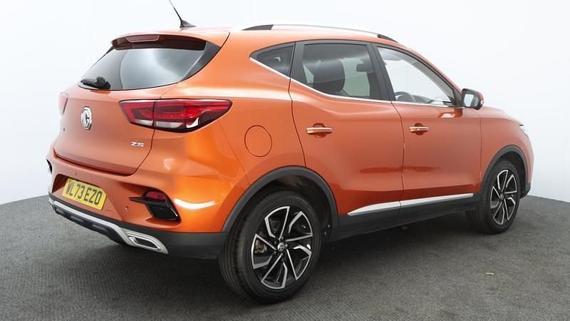Used MG ZS Exclusive 111 HP (81 kW) 2024 Orange SUV