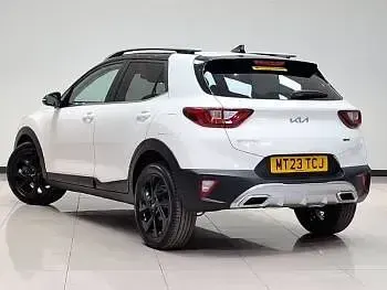 Used Kia Stonic GT-Line S 118 HP (86 kW) 2023 White SUV
