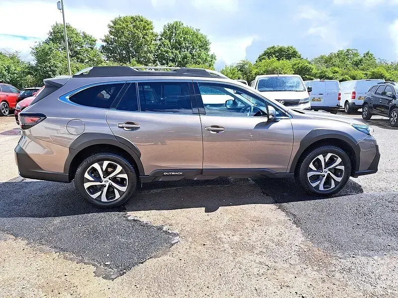 Used Subaru Outback 2021 Gold Estate
