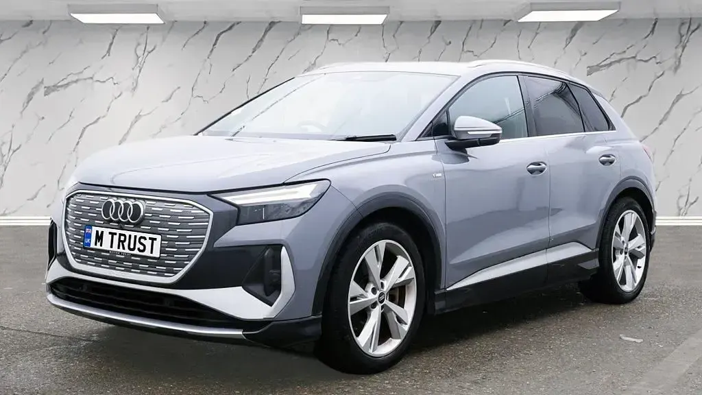 Used Audi Q4 e-tron S-Line 150 kW (204 HP) 2021 Grey SUV