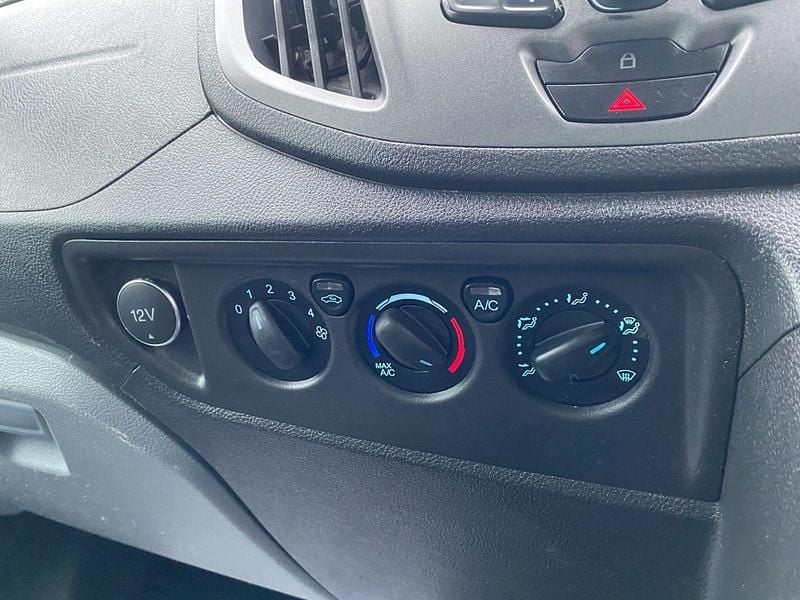 Used Ford Transit Trend 130 HP (95 kW) 2019 White Cabriolet