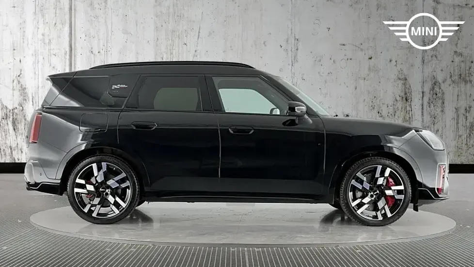 Used Mini John Cooper Works Countryman 296 HP (217 kW) 2024 Black SUV