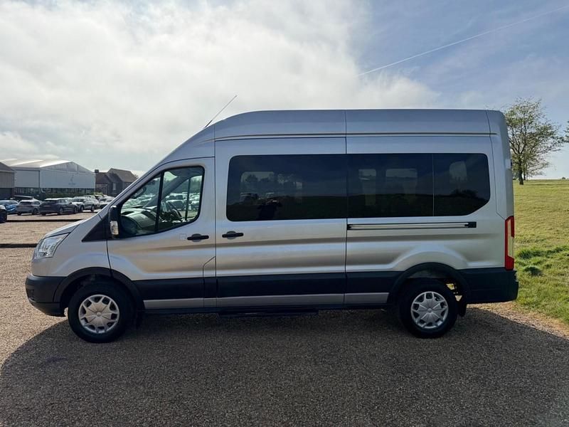 Usado Ford Transit Trend 155 HP (114 kW) 2017 Prateado