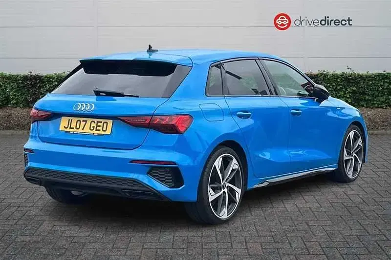 Used Audi A3 Sportback 150 HP (110 kW) 2022 Blue Hatchback