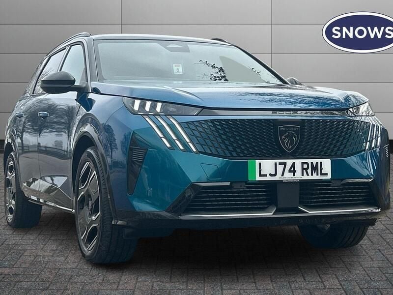 Blue New 2025 Peugeot 5008 GT MPV | £39,990 (Good price) - Image 1/4