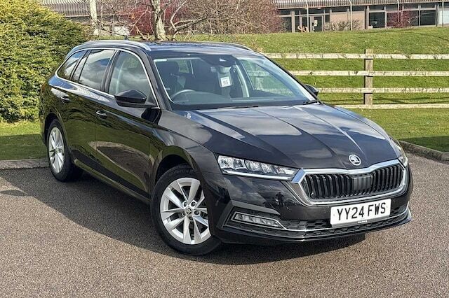 Black magic pearl effect Used 2024 Skoda Octavia SE L Estate | £25,495 (A bit pricey) - Image 1/4