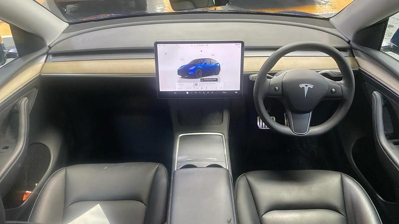 Used Tesla Model Y Performance 313 kW (426 HP) 2023 Blue SUV