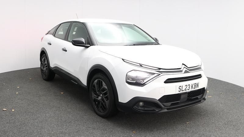 Used Citroën C4 PureTech 99 HP (72 kW) 2023 White Hatchback