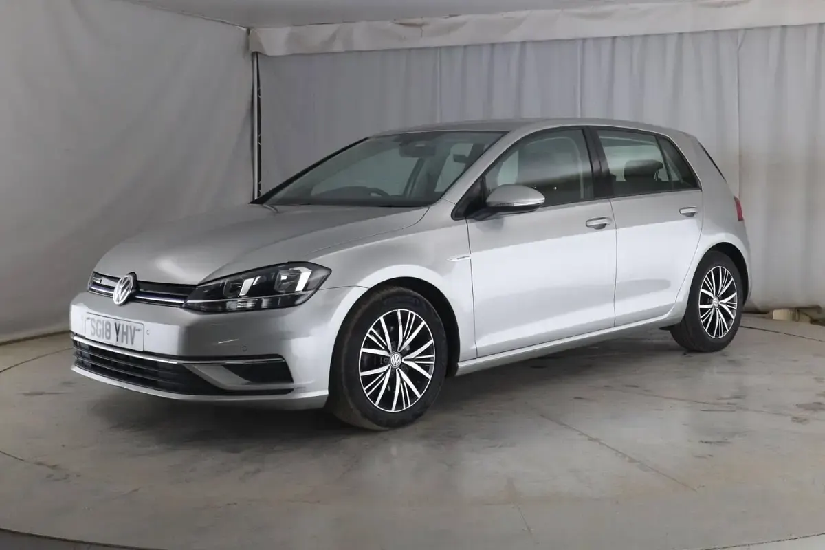 Used VW Golf VII SE 2018 Silver Hatchback