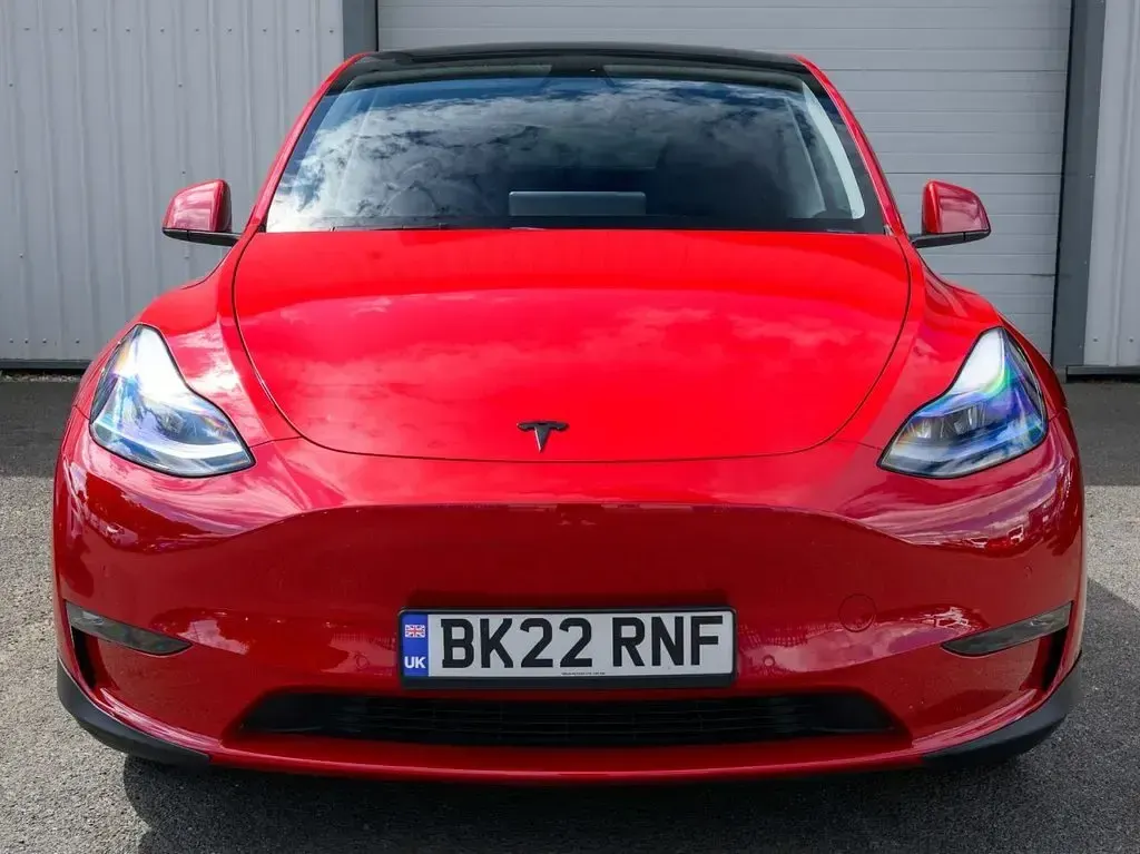 Used Tesla Model Y Long Range AWD 378 kW (514 HP) 2022 Red SUV