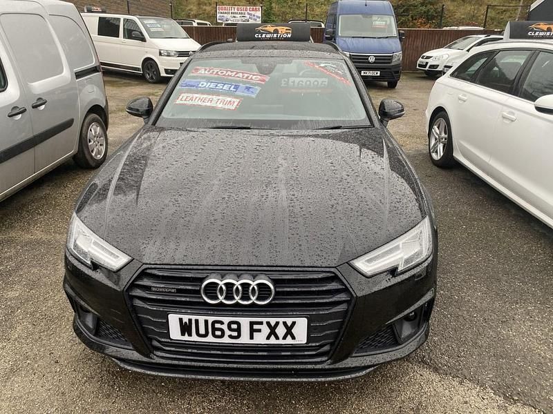 Begagnad Audi A4 Black Edition 2019 Svart Kombi