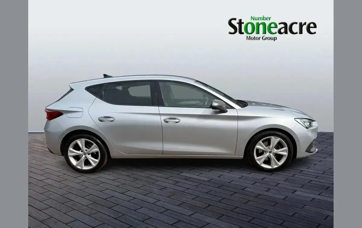 Used Seat Leon FR 272 HP (200 kW) 2021 Silver Hatchback