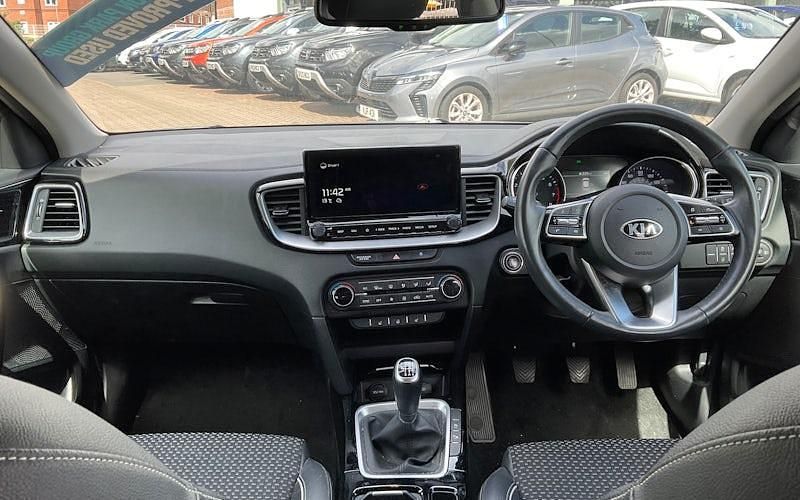 Used Kia XCeed 120 HP (88 kW) 2021 Brown SUV