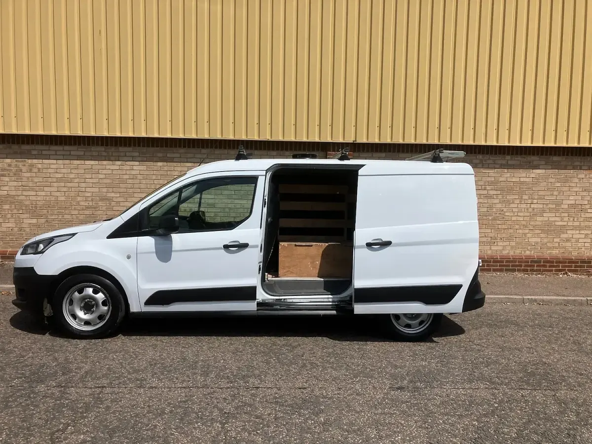 Used Ford Transit S 100 HP (73 kW) 2022 White Van