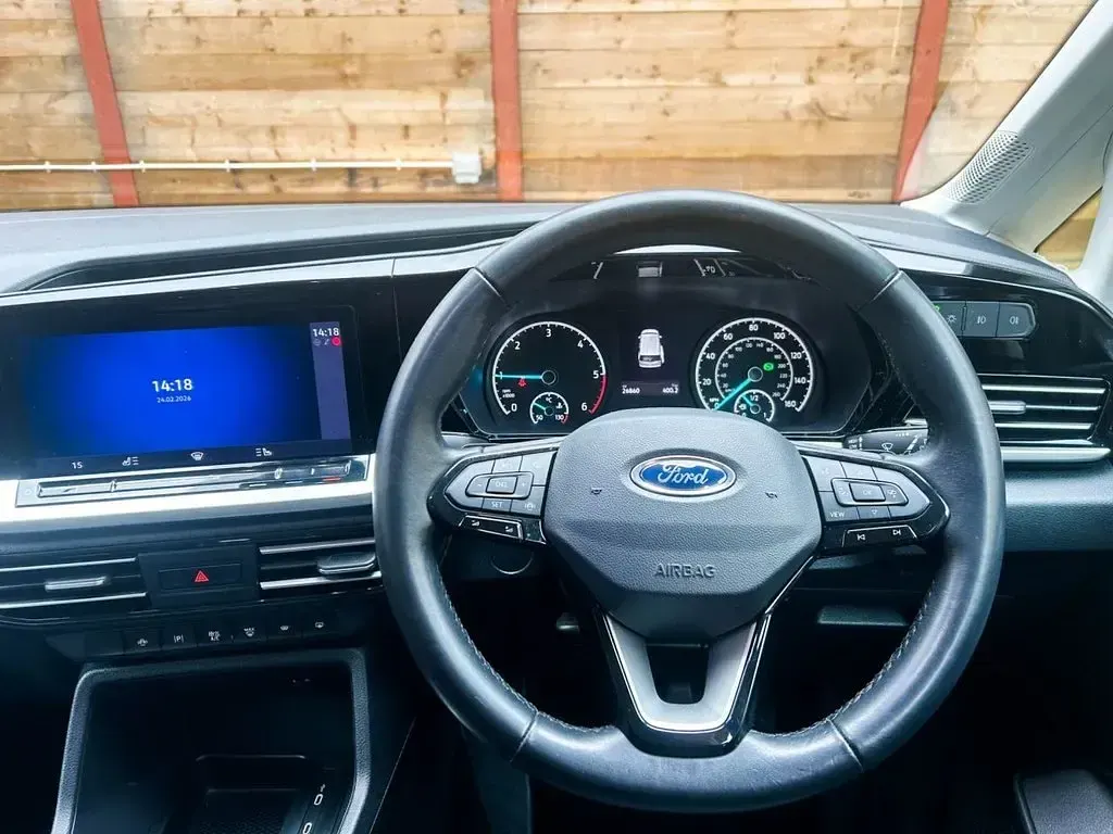 Used Ford Grand Tourneo Connect 122 HP (89 kW) 2023 Black MPV