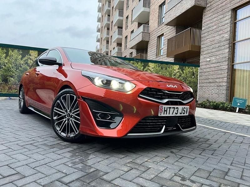 Used Kia ProCeed GT-Line S 2024 Orange Estate