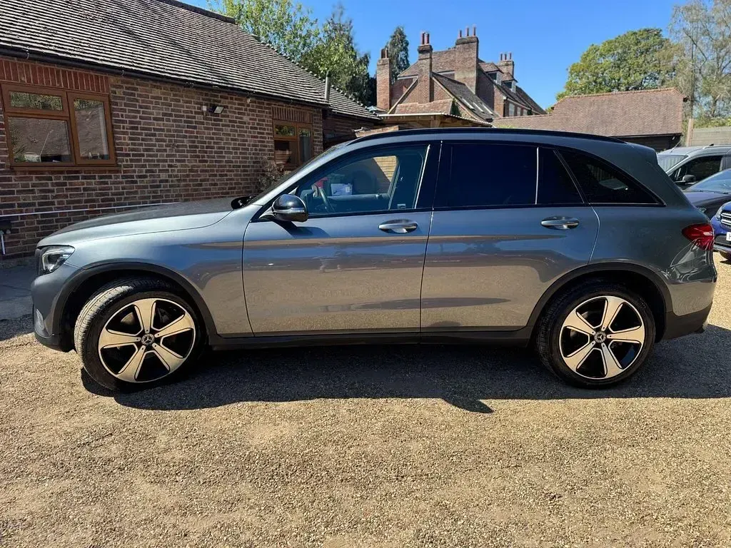 Used Mercedes GLC220 Urban 167 HP (122 kW) 2019 Grey SUV