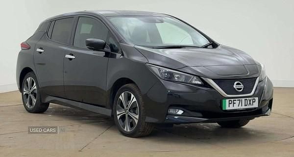 Black Used 2021 Nissan Leaf N-Connecta Hatchback | £11,695 (Fair price) - Image 1/4