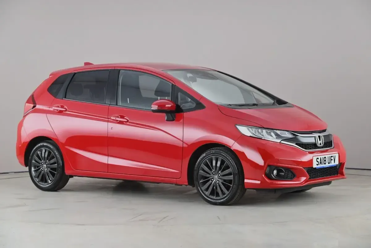 Begagnad Honda Jazz EX 102 HK (75 kW) 2018 Röd Halvkombi