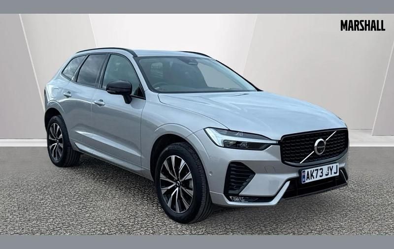 Used Volvo XC60 Plus 250 HP (183 kW) 2023 Metallic  silver dawn SUV