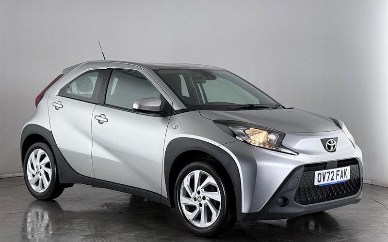 Used Toyota Aygo X PURE 72 HP (52 kW) 2025 SUV