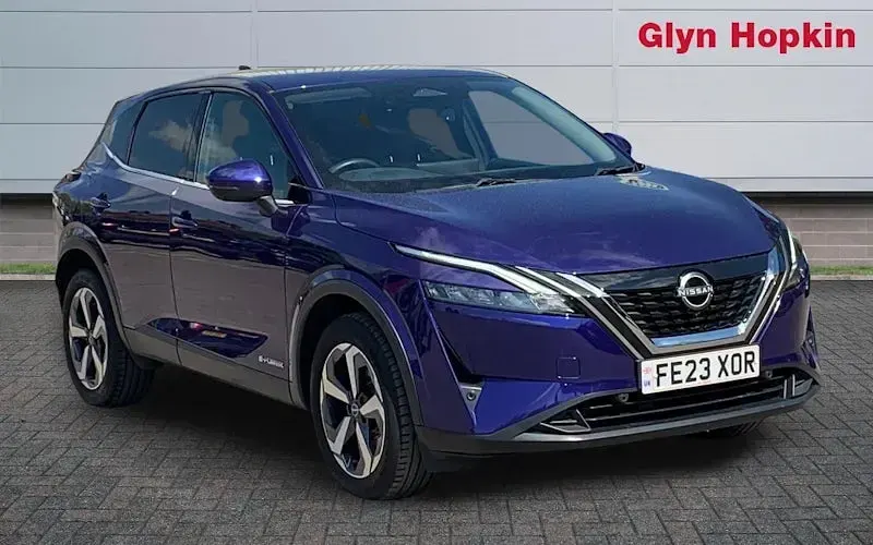 Begagnad Nissan Qashqai N-Connecta 190 HK (139 kW) 2023 SUV