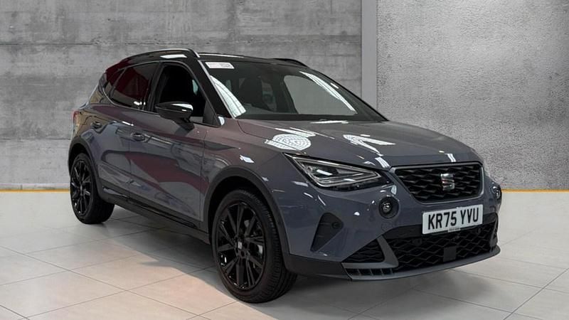 Other New 2025 Seat Arona Black Edition SUV | £19,790 (Super price) - Image 1/4