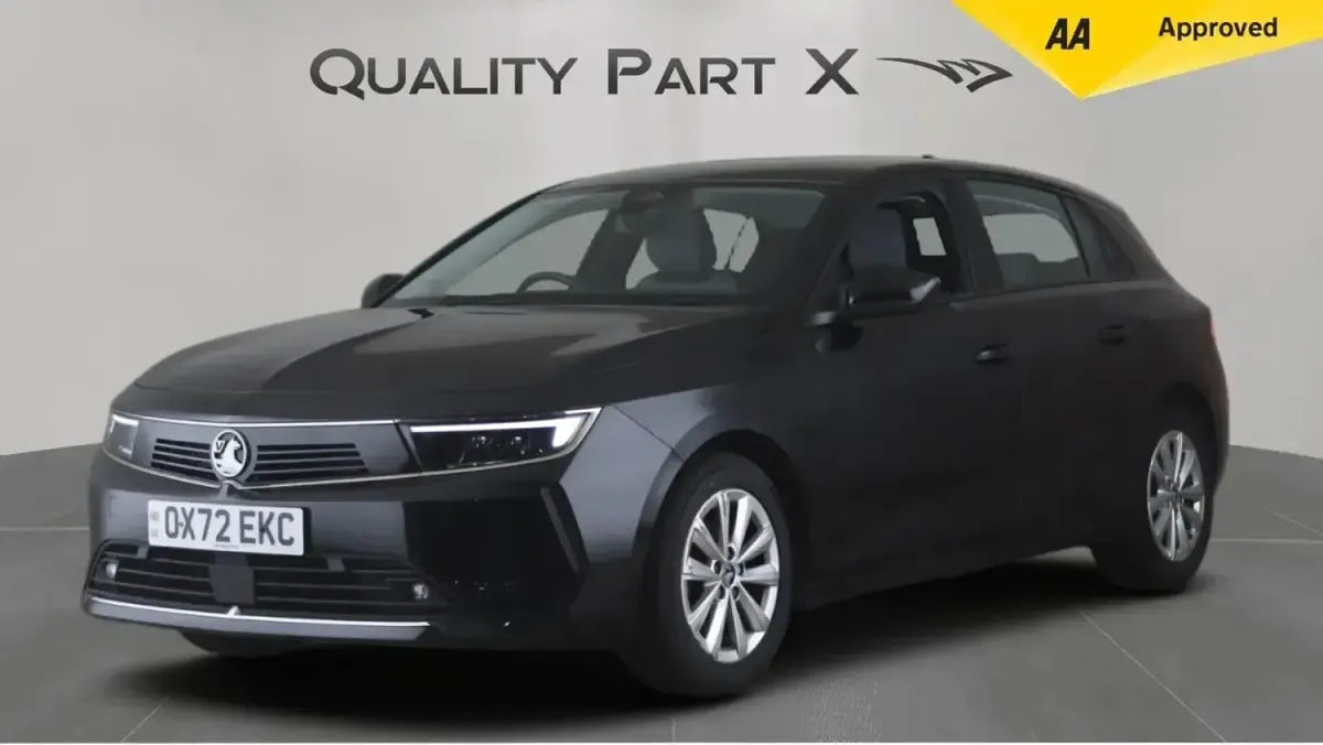 Used Vauxhall Astra Design Edition 2023 Black