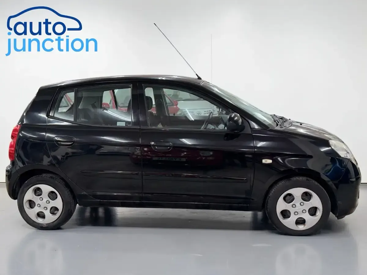 Used Kia Picanto 64 HP (47 kW) 2008 Black Hatchback