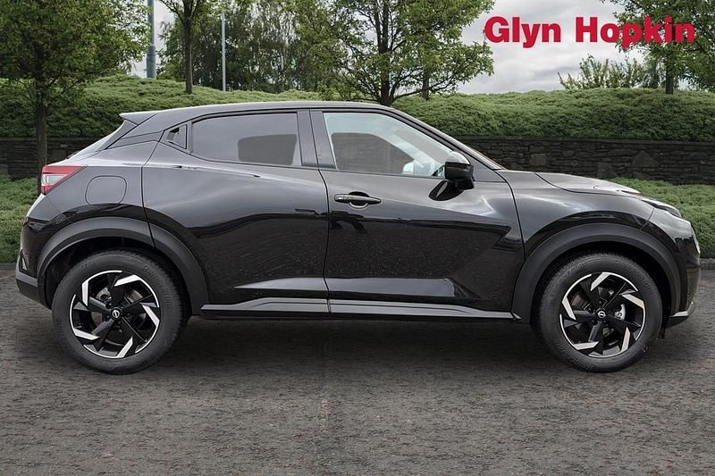 Used Nissan Juke N-Connecta 2022 Black SUV