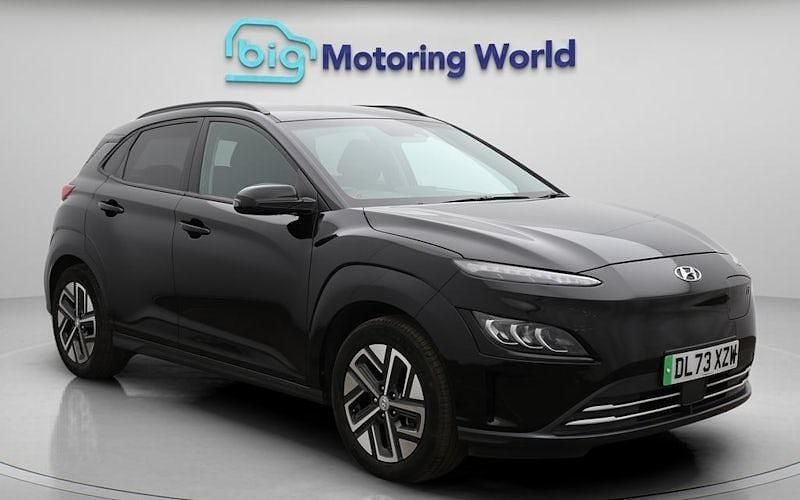 Used Hyundai Kona Premium 100 kW (136 HP) 2022 Black SUV