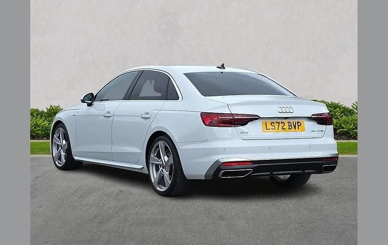 Used Audi A4 S-Line 150 HP (110 kW) 2022 White Sedan