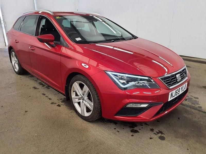Used Seat Leon FR 2019 Red Estate