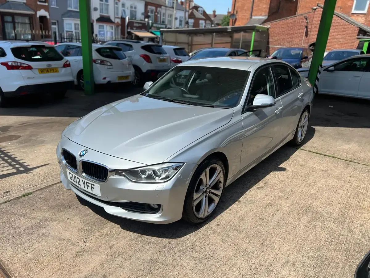 Used BMW 320 Impressive 2012 Silver Sedan