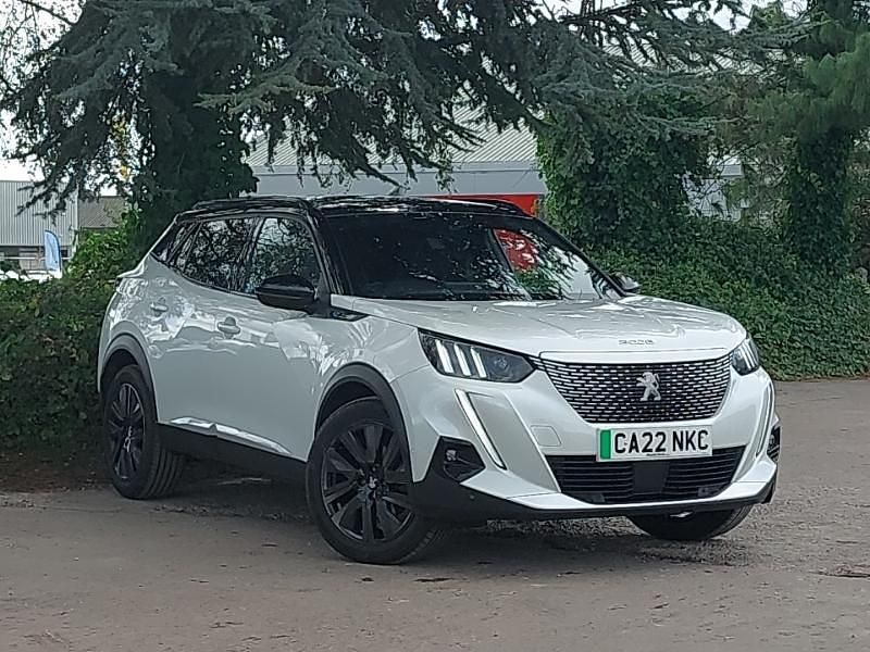 White Used 2022 Peugeot e-2008 Premium SUV | £14,798 (A bit pricey) - Image 1/4