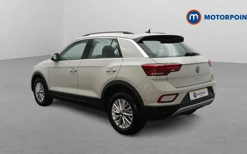Used VW T-Roc Life 150 HP (110 kW) 2024 SUV
