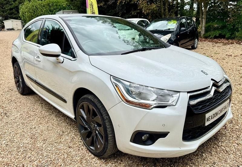 White Used 2014 Citroën DS4 Hatchback | £2,950 (Fair price) - Image 1/4