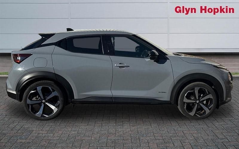 Used Nissan Juke Tekna 143 HP (105 kW) 2023 Grey SUV