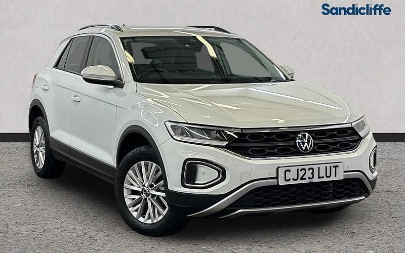 Used VW T-Roc Life 150 HP (110 kW) 2023 White SUV