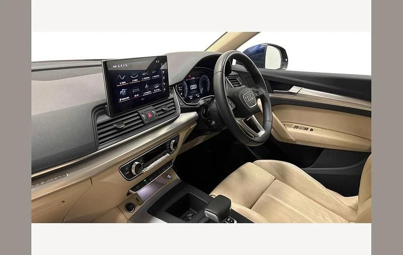 Used Audi Q5 Comfort 295 HP (216 kW) 2021 Blue SUV