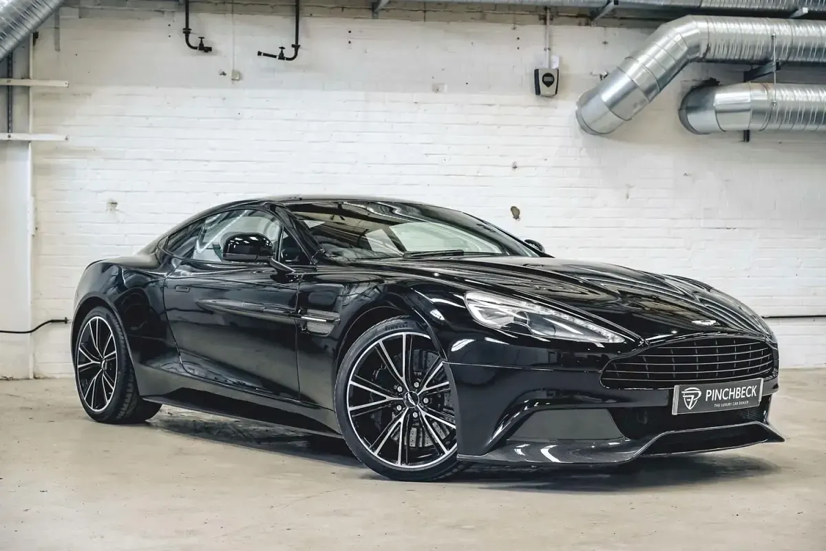 Used Aston Martin Vanquish 565 HP (415 kW) 2014 Black Coupe