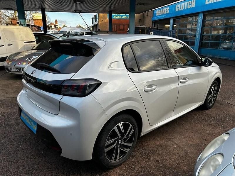 Used Peugeot 208 Allure Premium 2022 White Hatchback