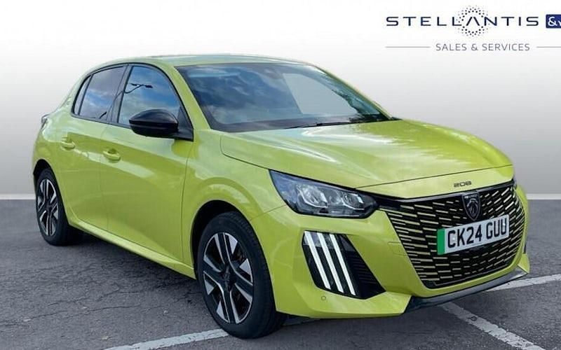 Used Peugeot e-208 Style 100 kW (137 HP) 2023 Yellow Hatchback