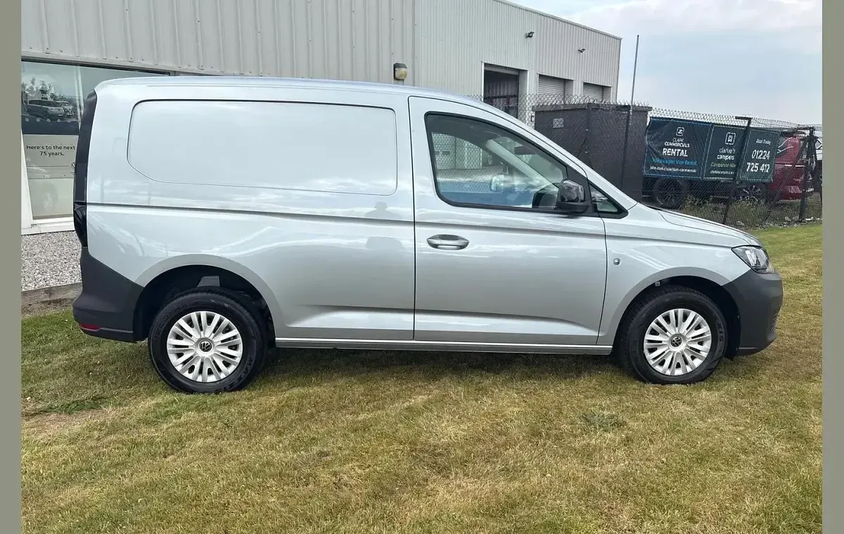 New VW Caddy Business 101 HP (74 kW) 2026 Silver MPV