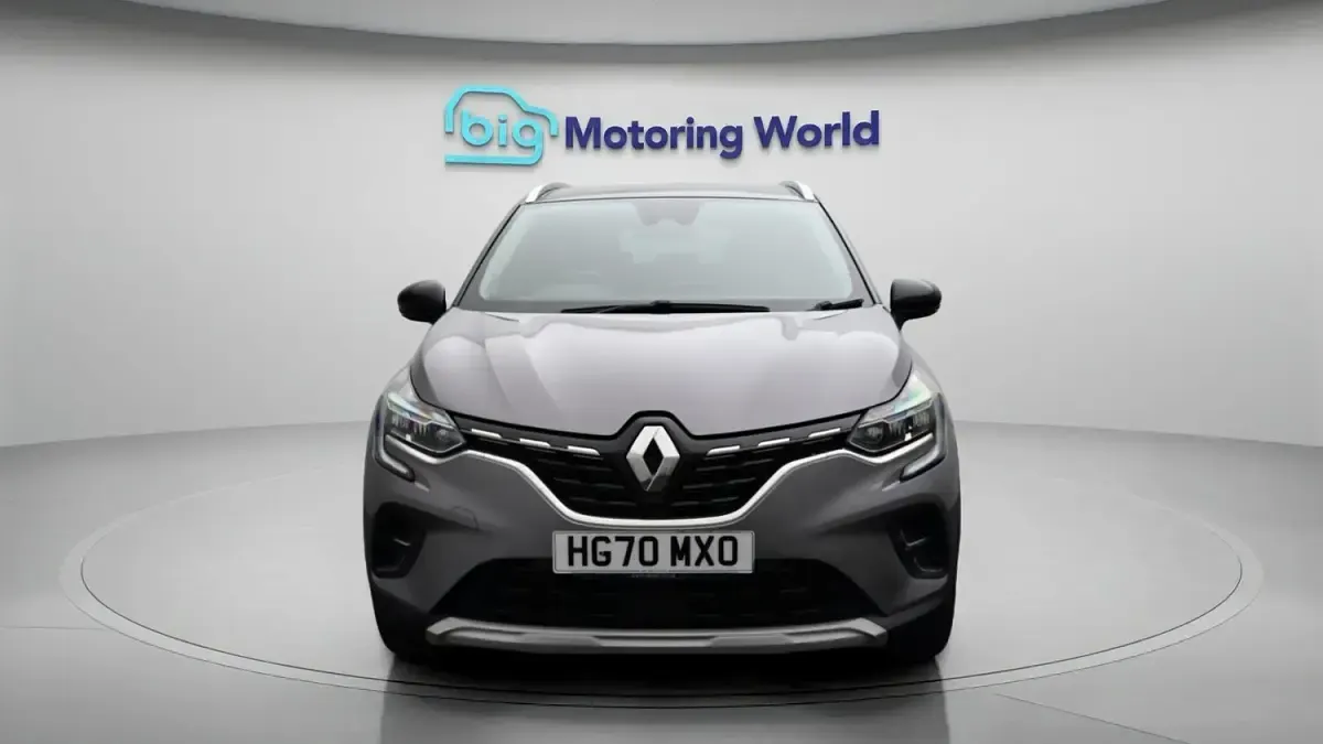 Used Renault Captur Version S 100 HP (73 kW) 2021 Grey/black SUV