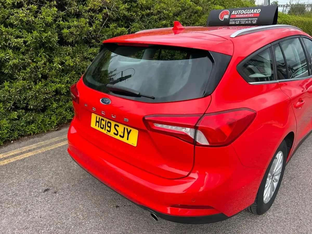 Used Ford Focus Titanium 2019 Red Estate