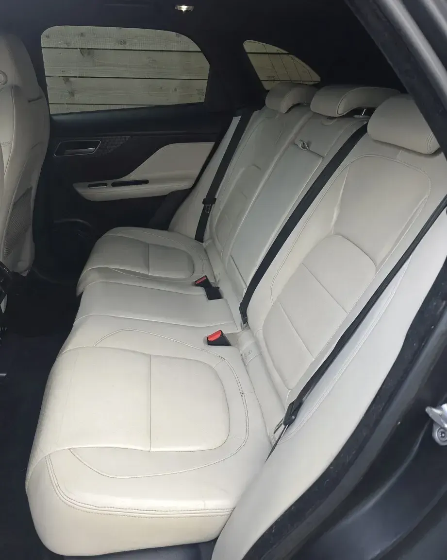 Used Jaguar F-Pace First Edition 300 HP (220 kW) 2016 Blue SUV