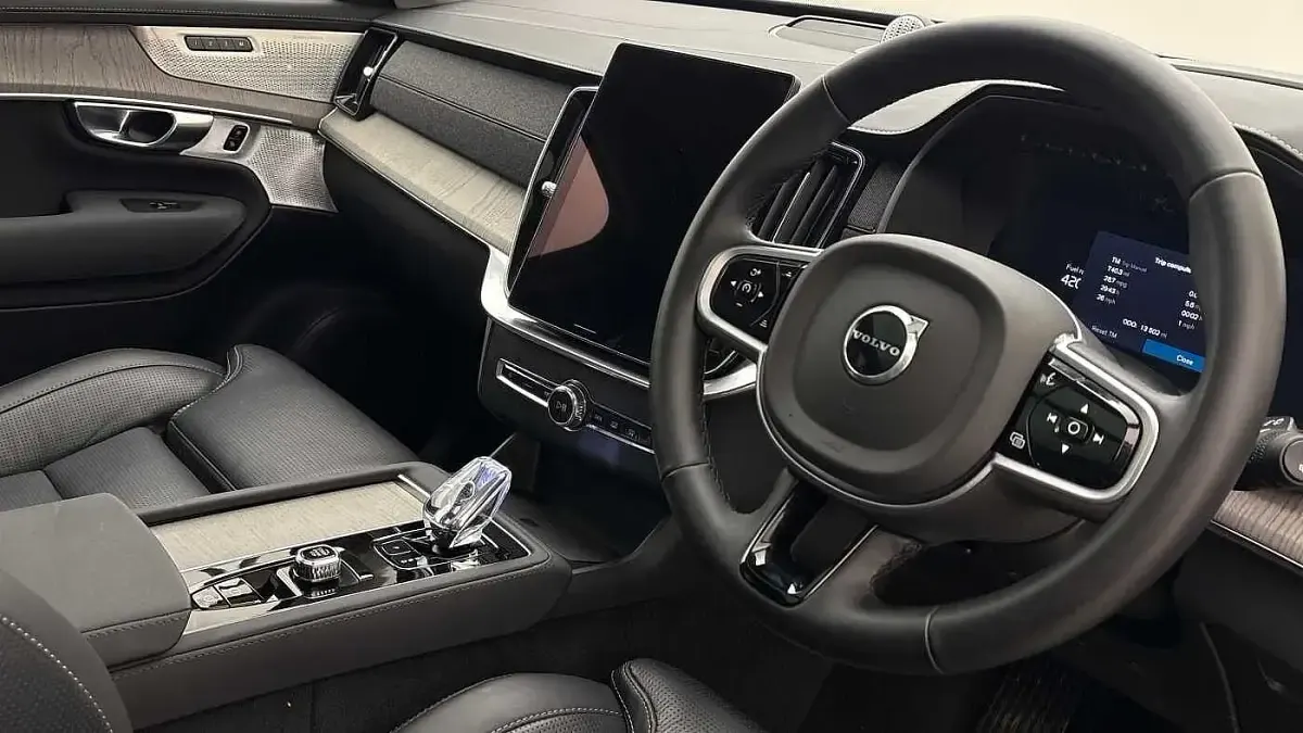 Usado Volvo XC90 Ultra 455 HP (334 kW) 2025 Azul SUV